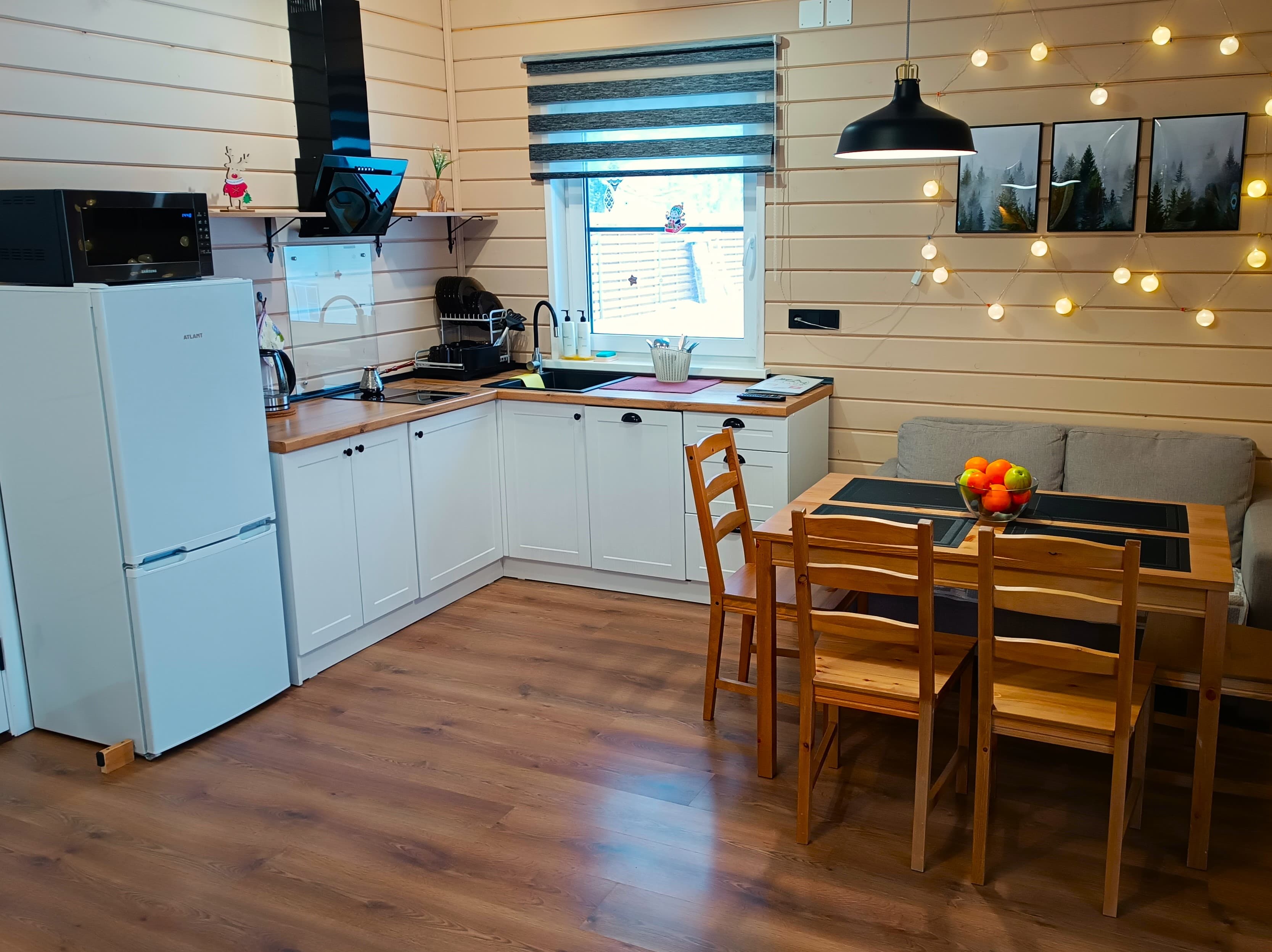 Коттедж с сауной с видом на озеро