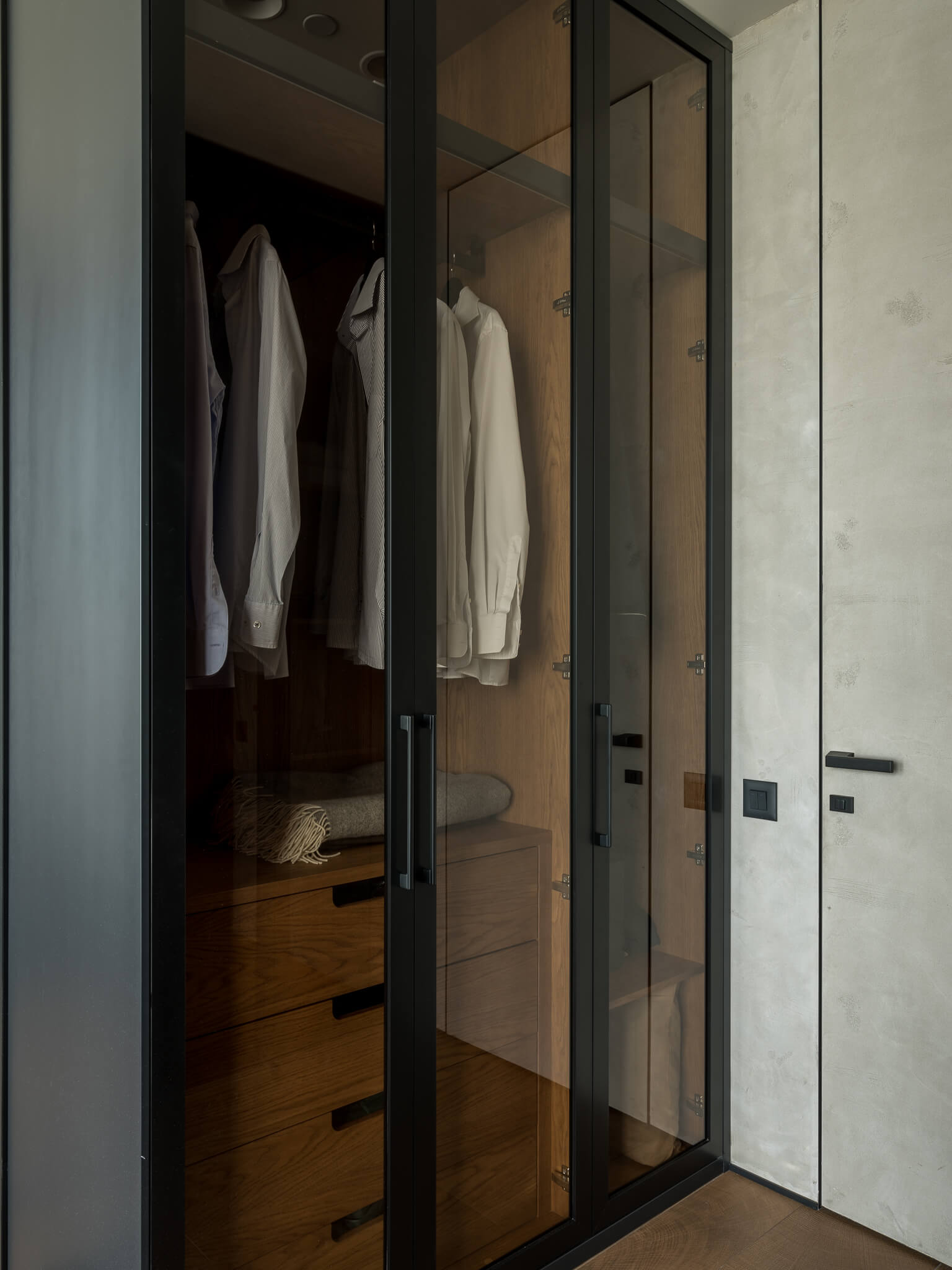 "SKY EDGE" — невероятно красивые апартаменты на 77-м этаже  башни Федерация "Восток" с угловой спальней и уникальным интерьером.