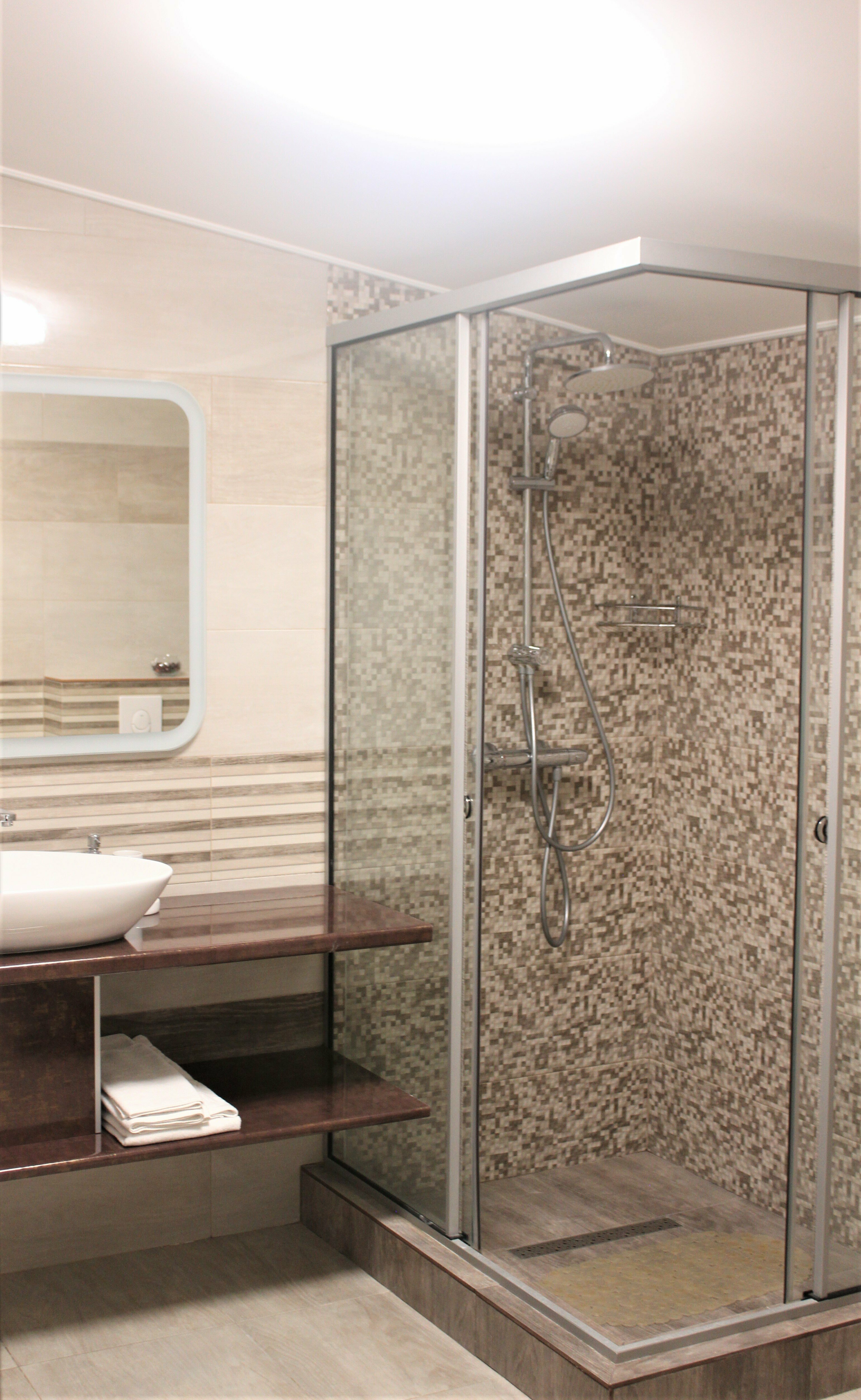 Люкс с кроватью размера «queen-size»