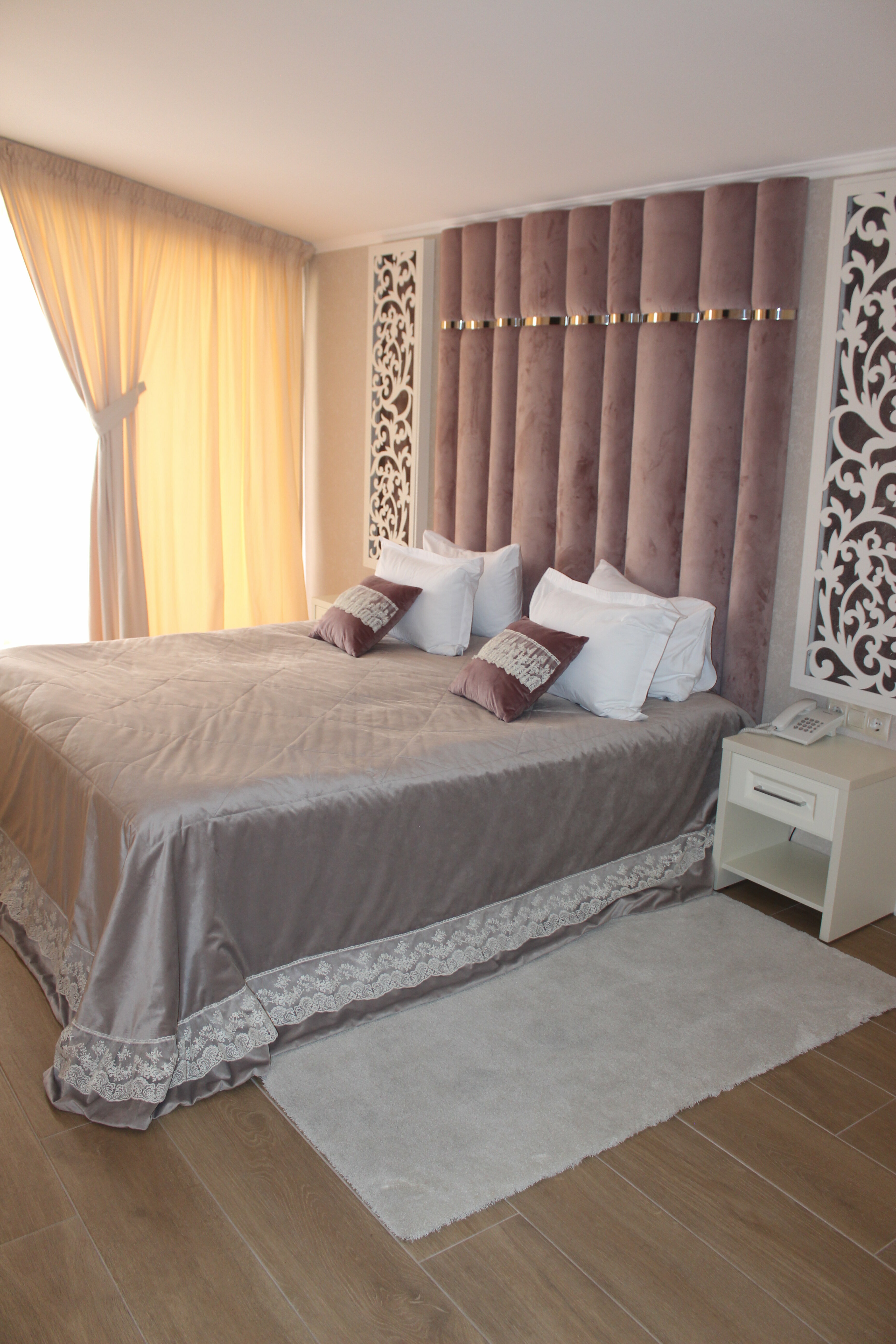 Люкс с кроватью размера «king-size»