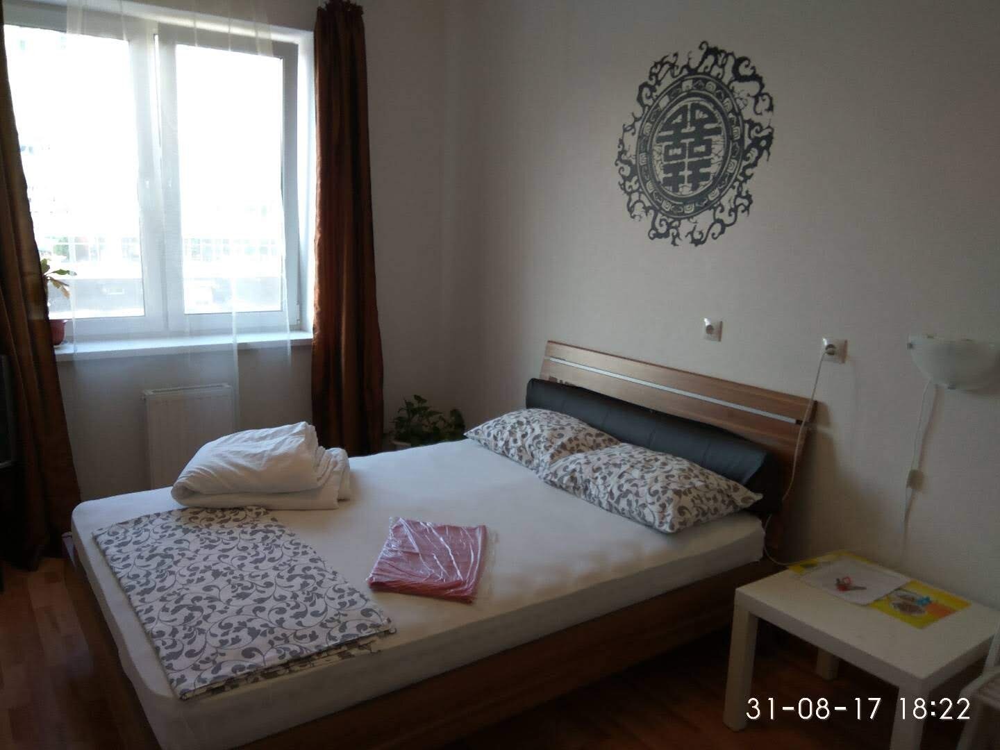 Двухместный номер с 1 кроватью и общей ванной комнатой