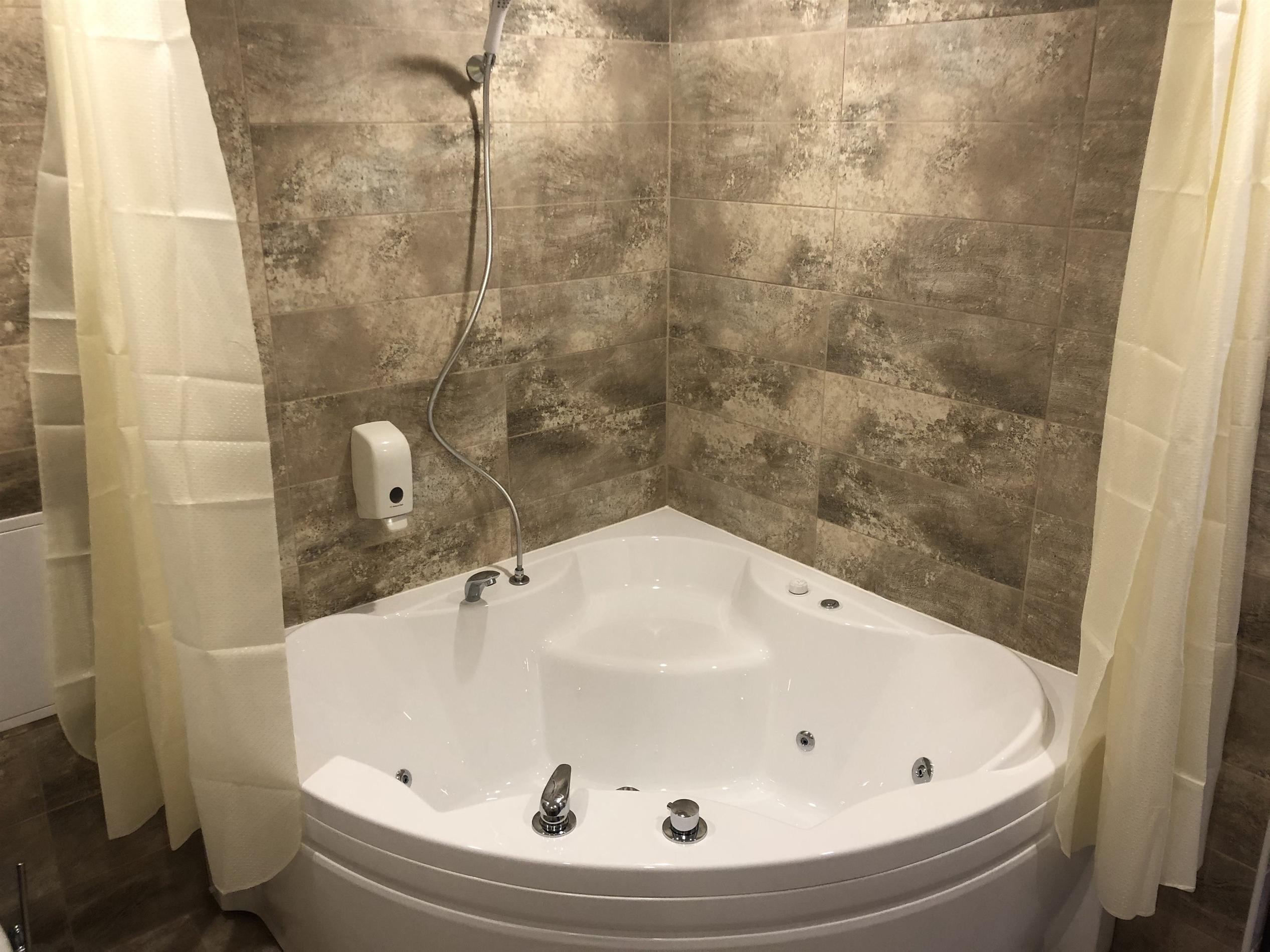 Люкс с балконом