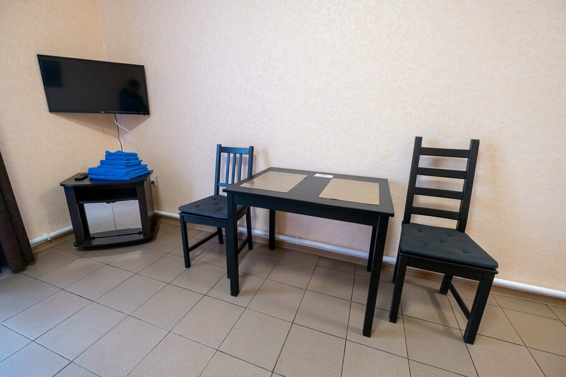 Улучшенный двухместный номер с 2 отдельными кроватями