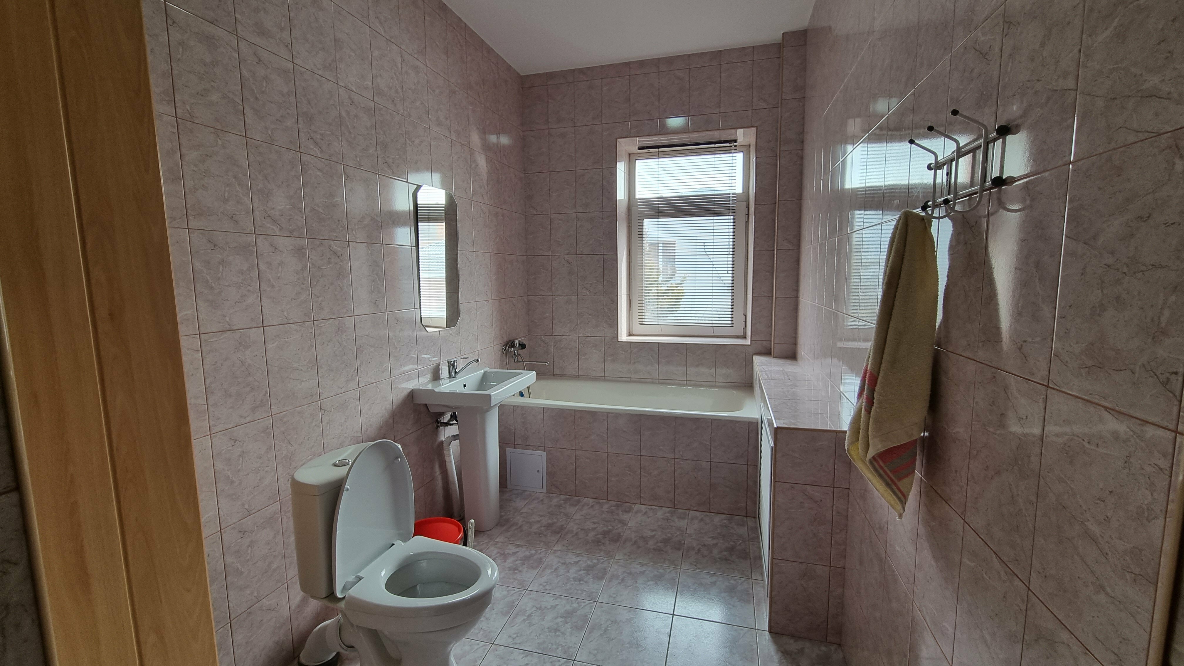 Улучшенный трехместный номер