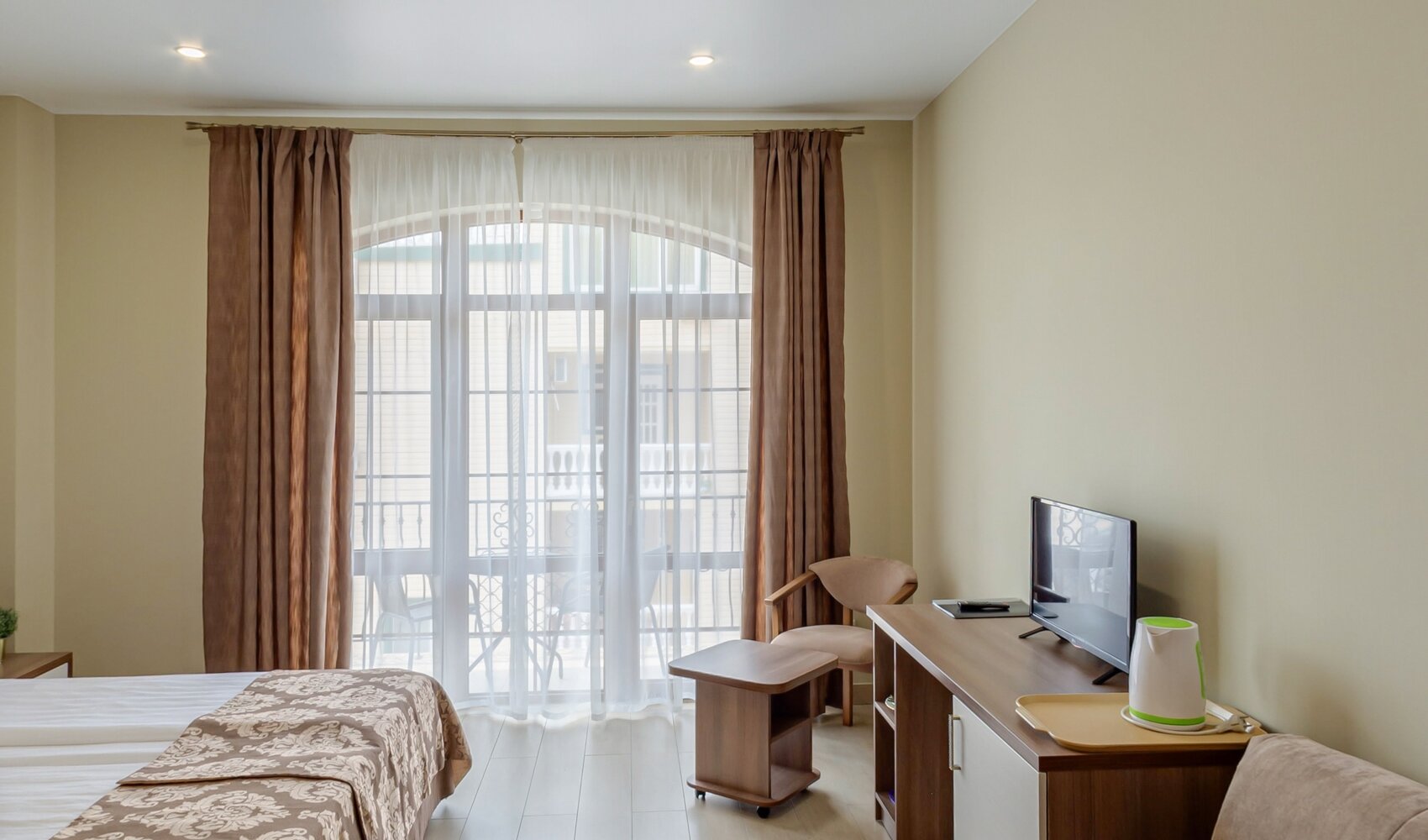 Стандартный двухместный номер с 1 кроватью или 2 отдельными кроватями и балконом