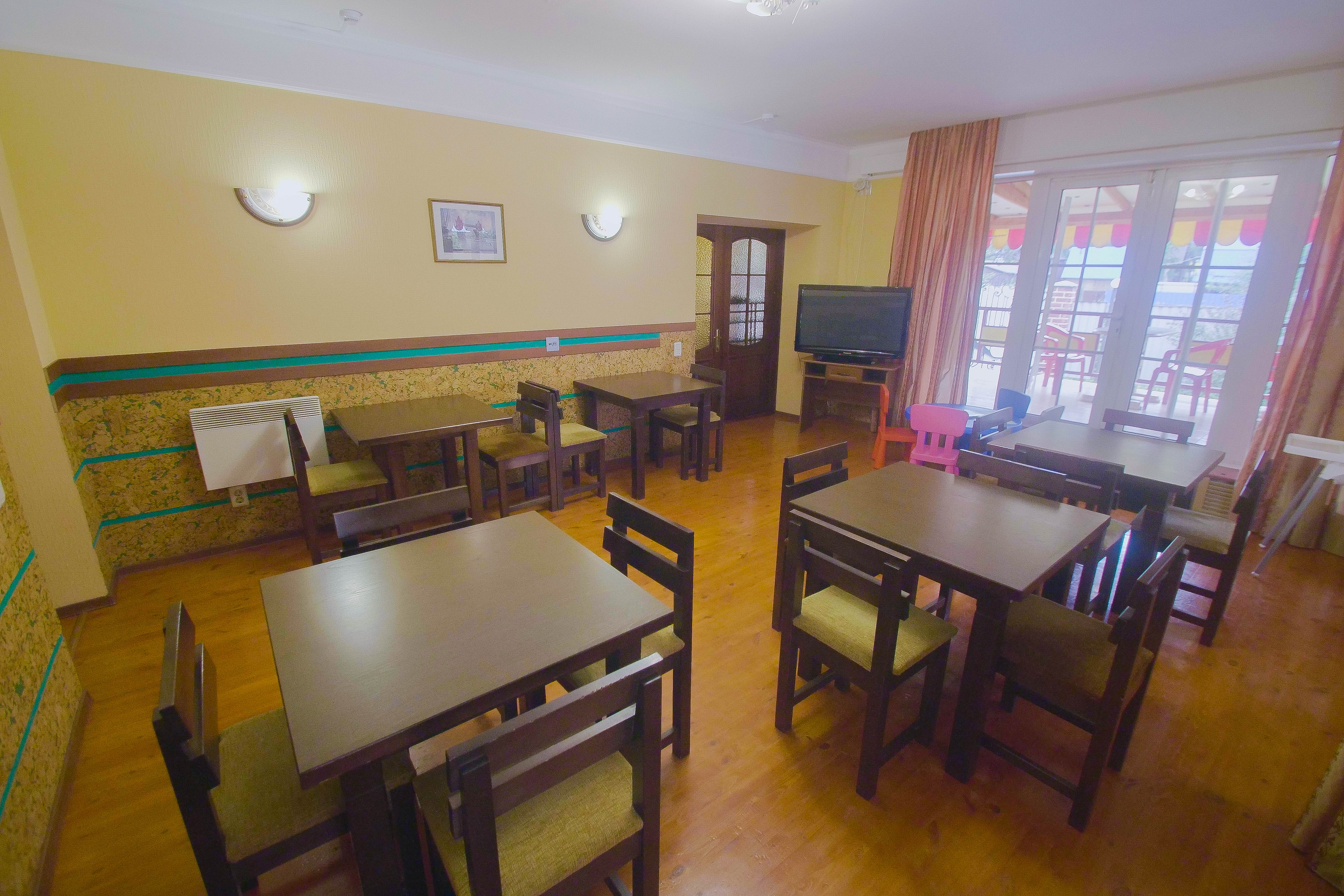 Улучшенный трехместный номер