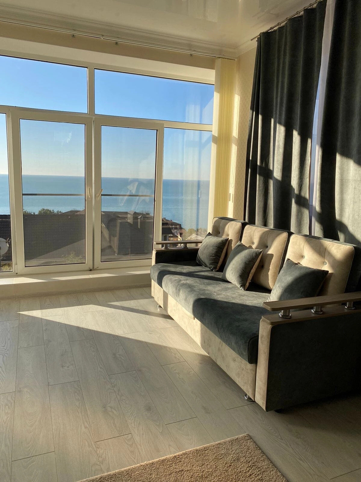 Четырехместный номер с видом на море