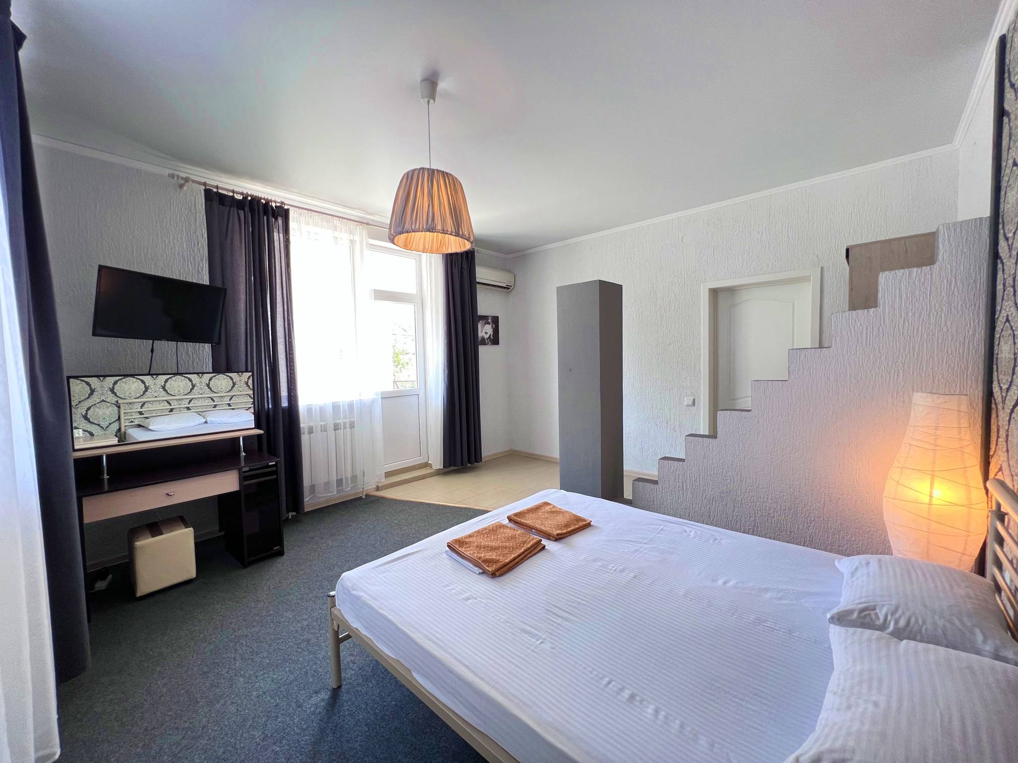 Двухместный номер с 1 кроватью и балконом