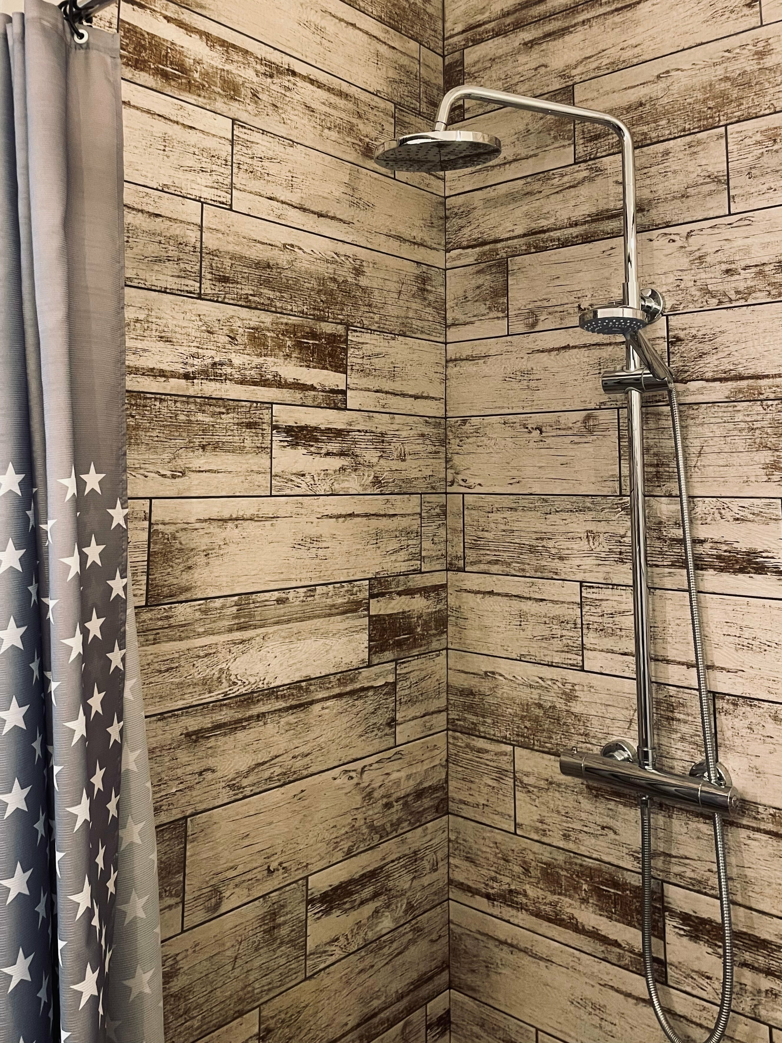 Улучшенный люкс