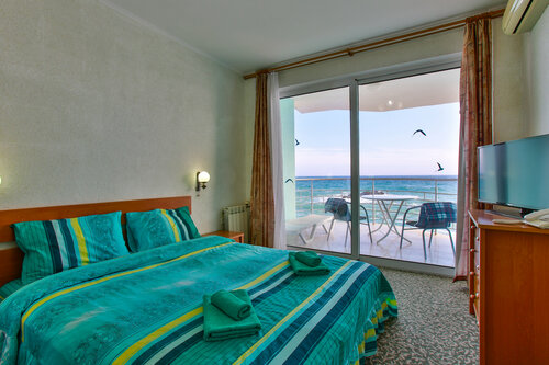 Двухместный номер Делюкс с 1 кроватью и балконом, вид на море