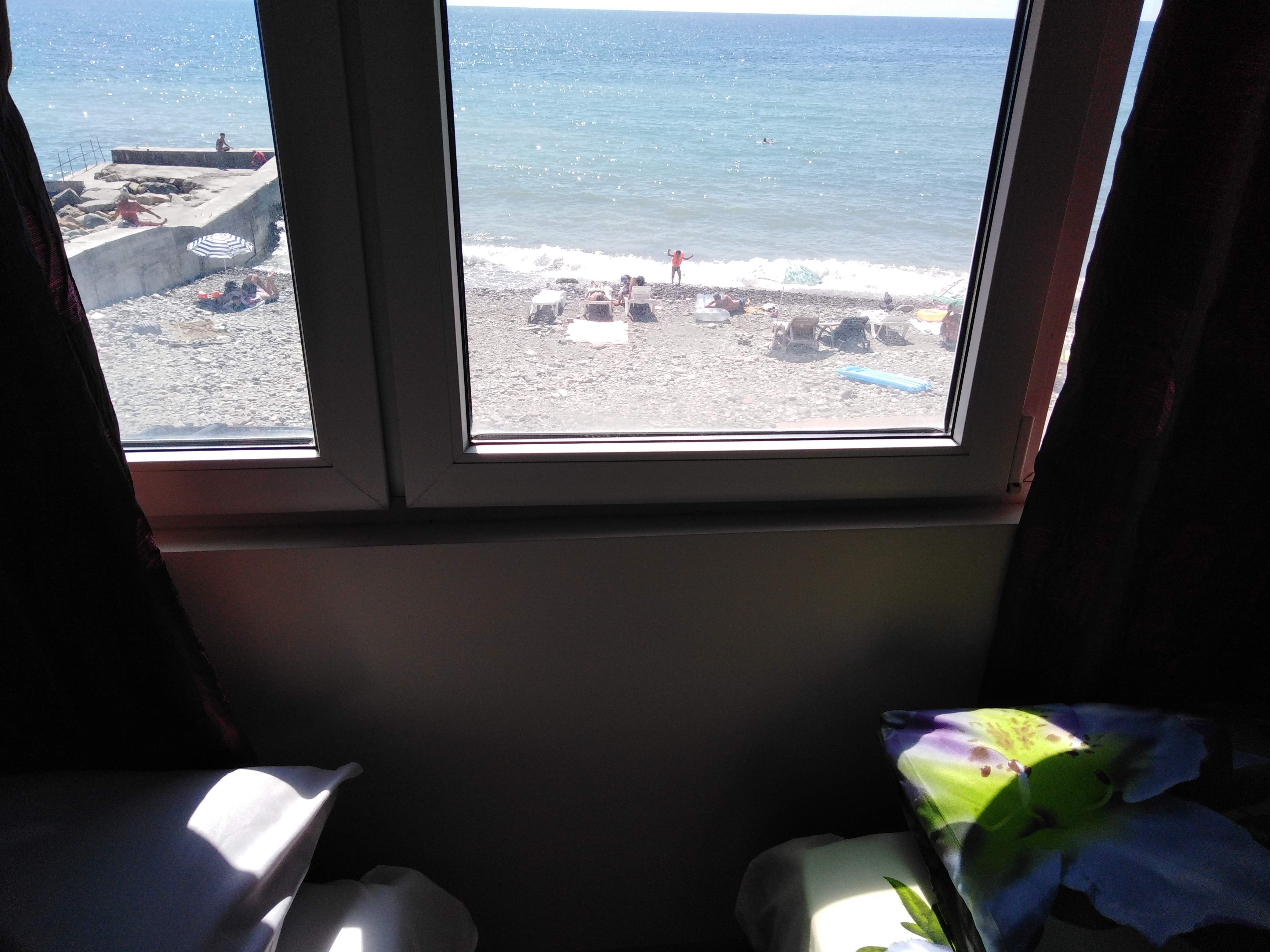 Трехместный номер с видом на море