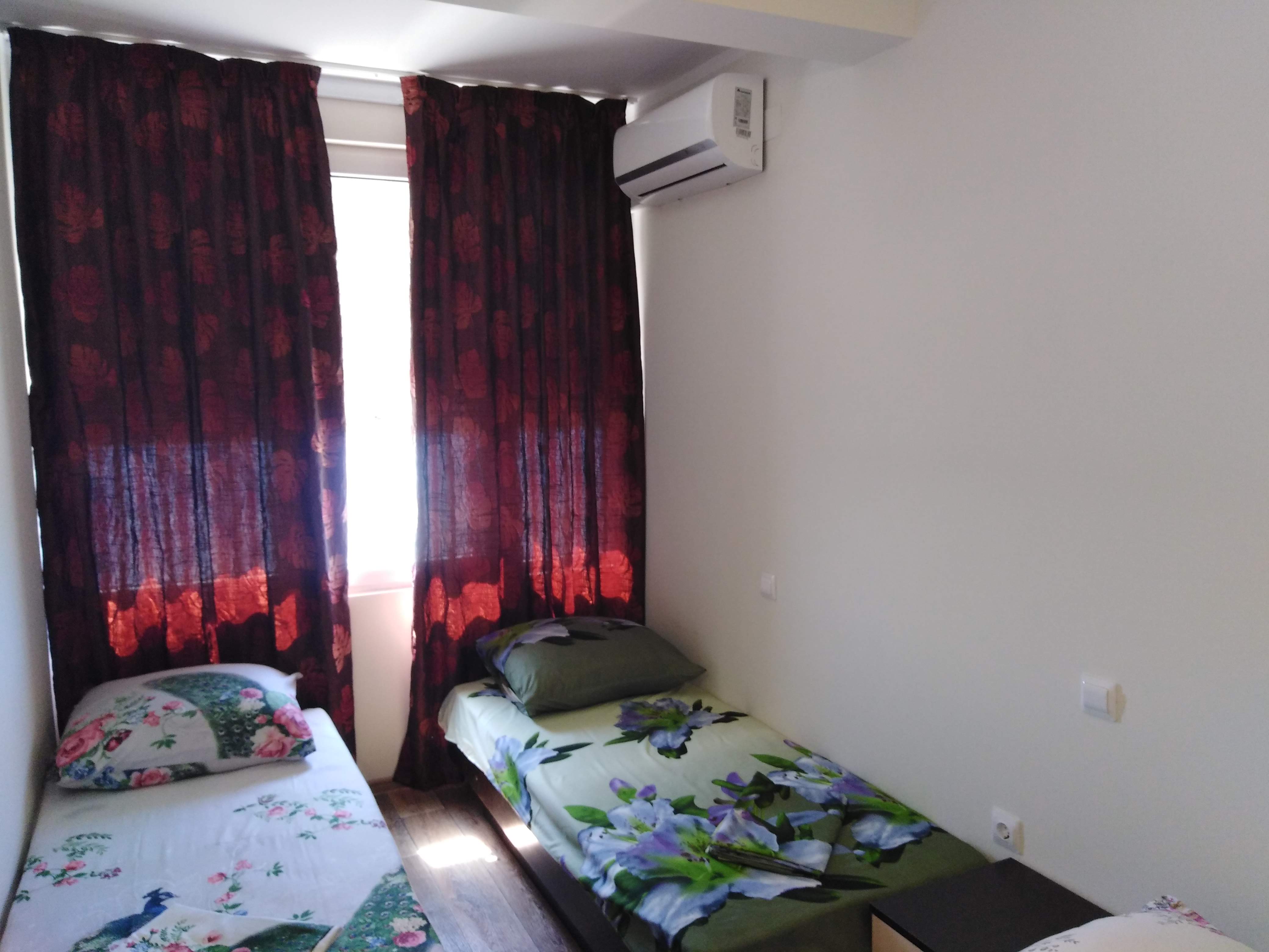 Трехместный номер с видом на море