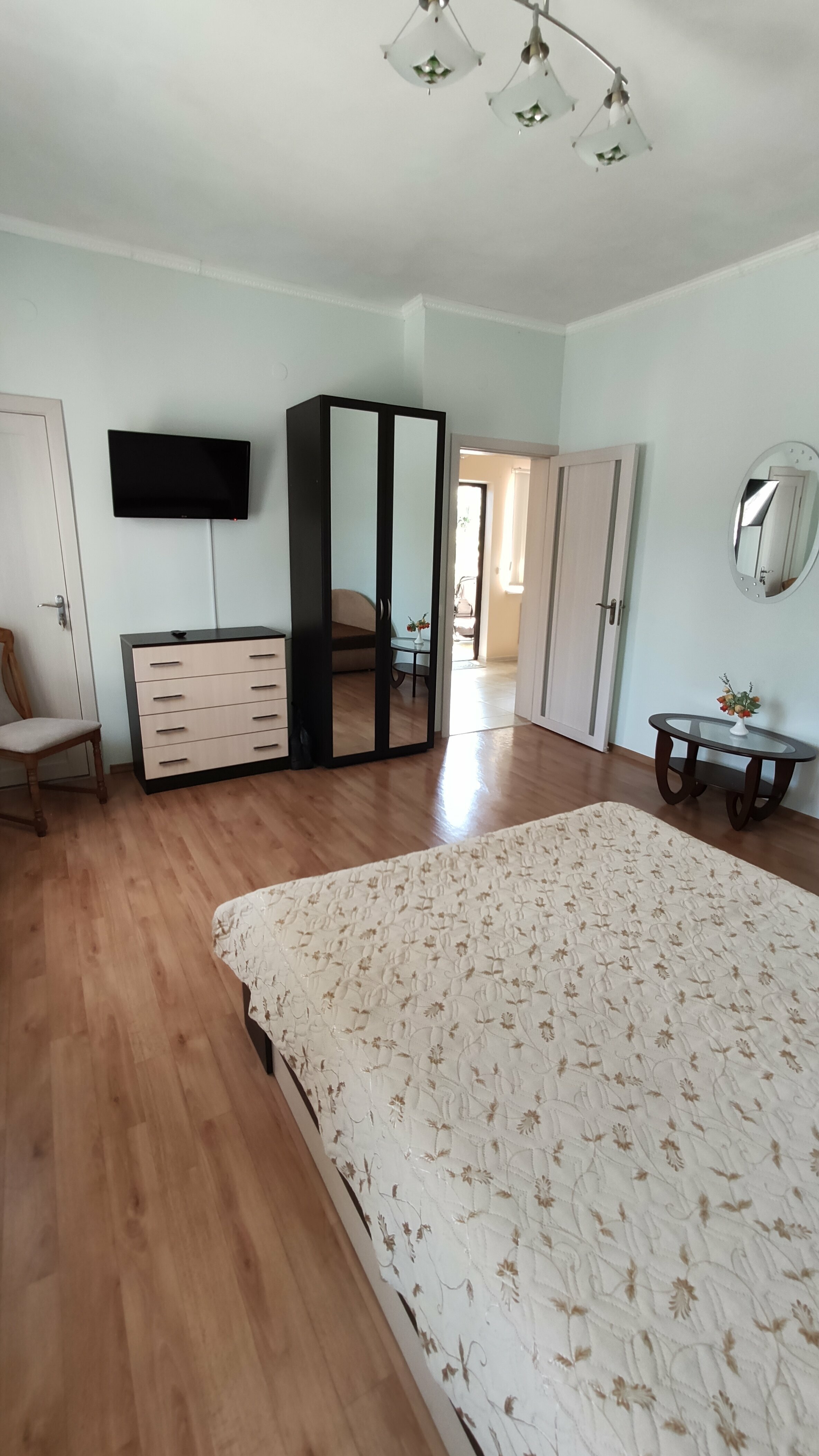 Улучшенный четырехместный номер