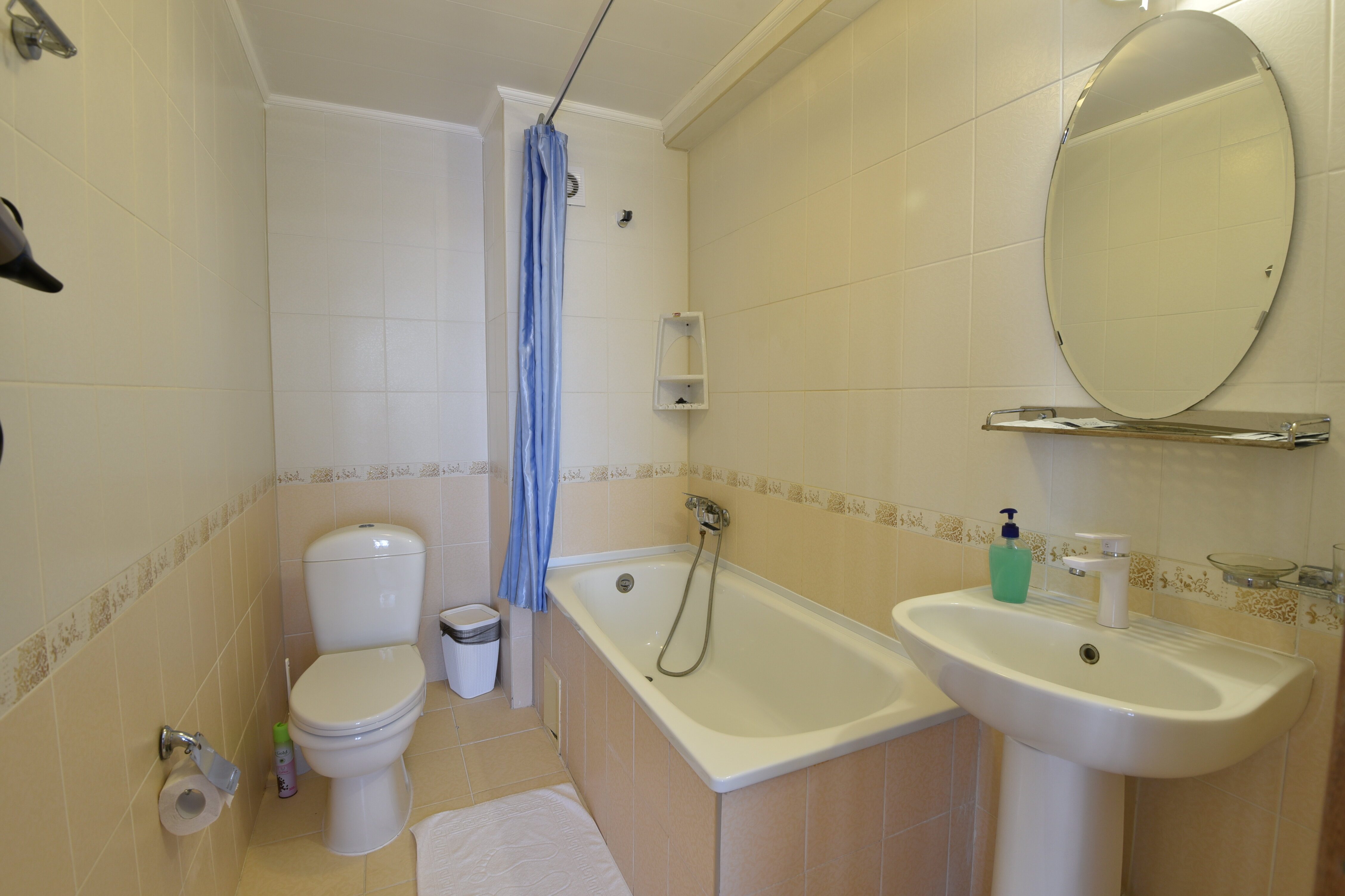 Четырехместный номер с балконом