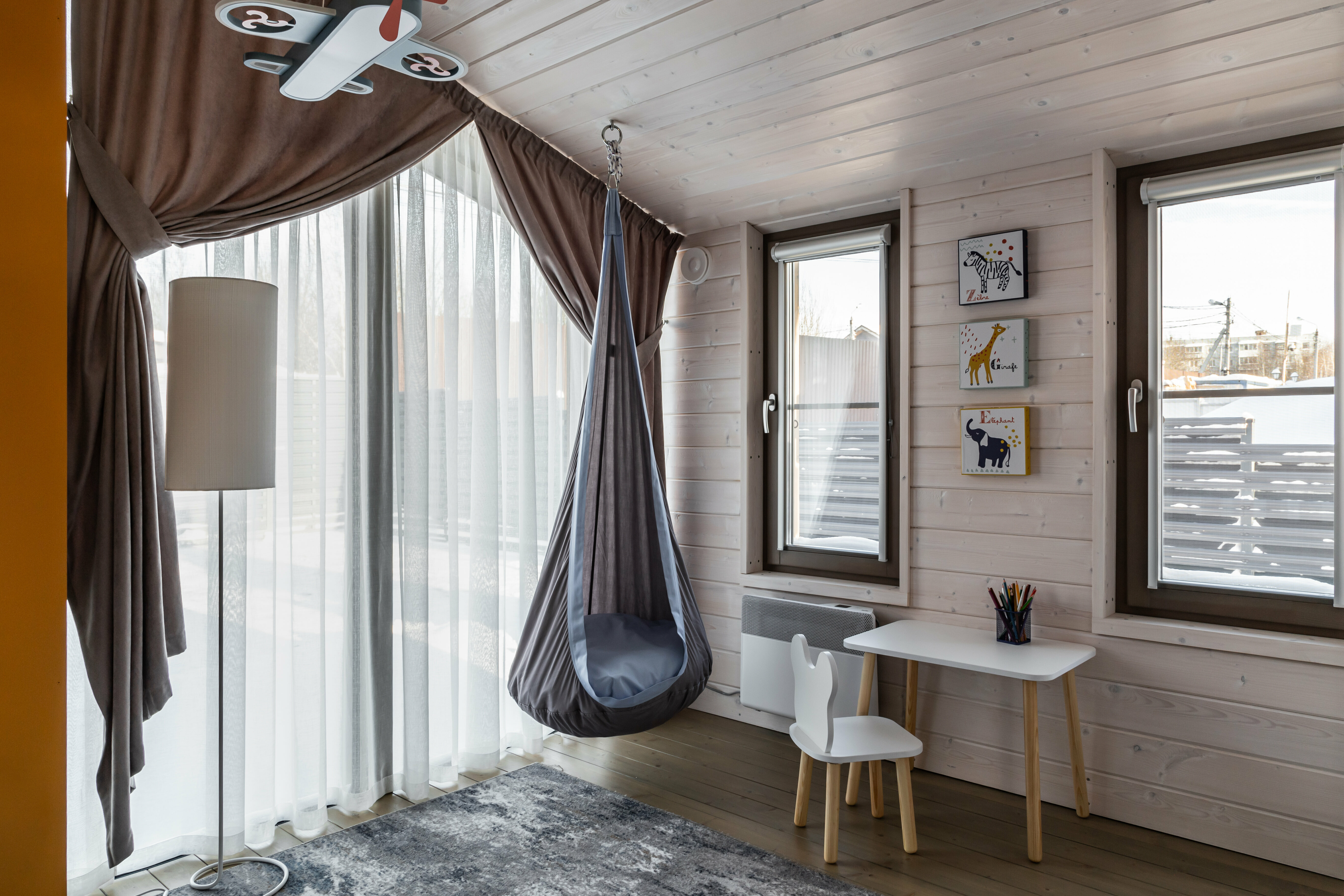 Дом с видом на озеро