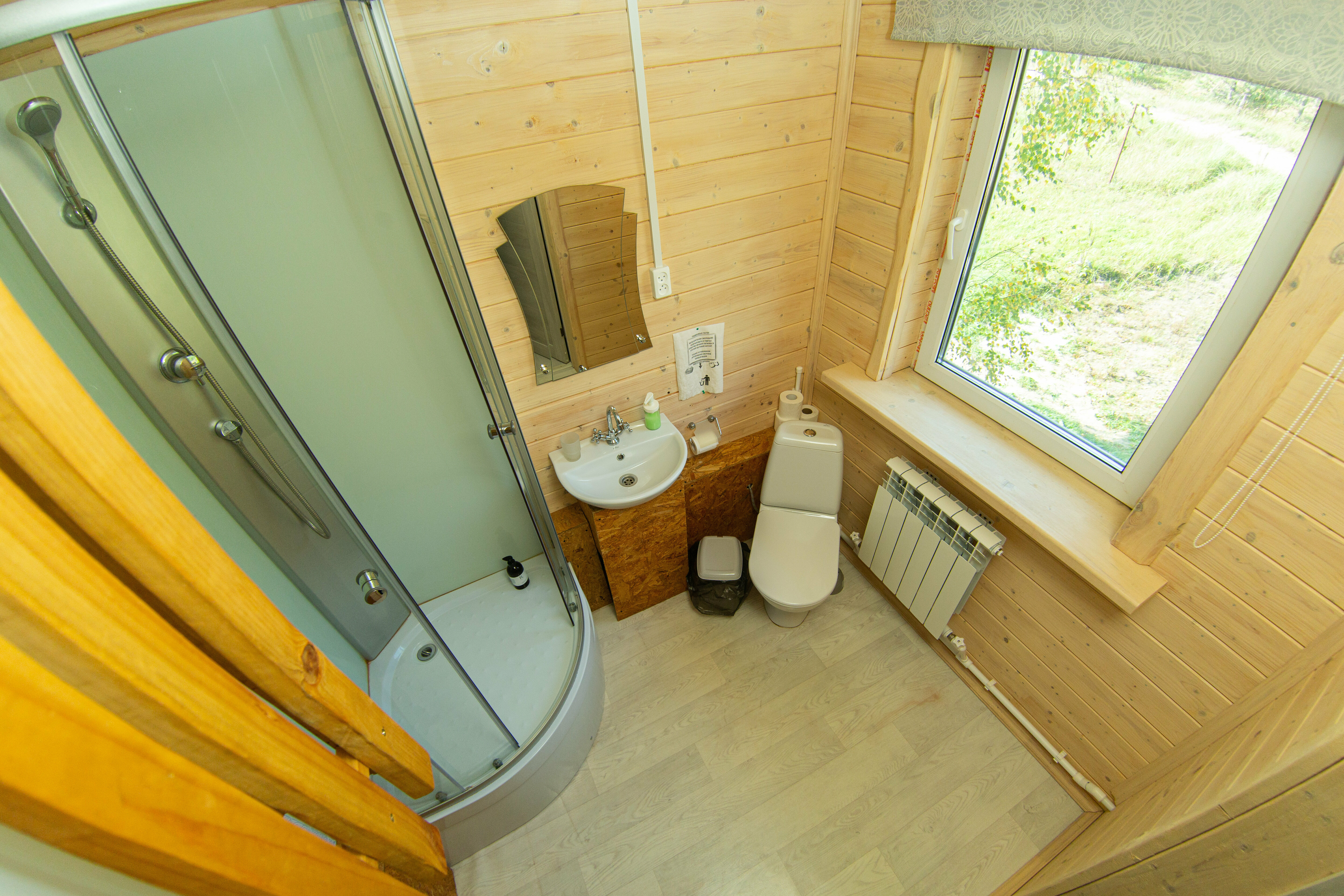 Двухместный номер с 1 кроватью и собственной ванной комнатой