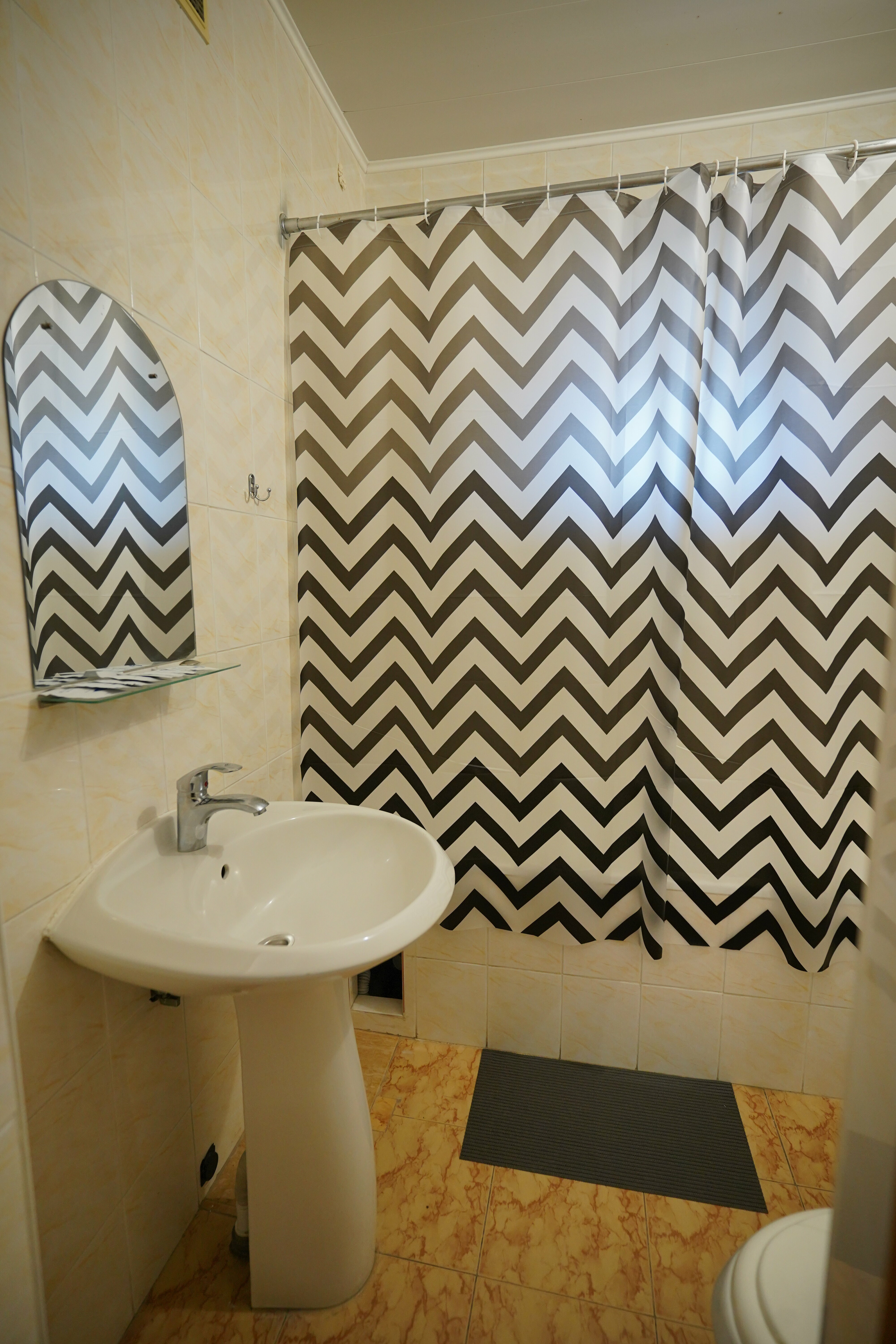 Четырехместный номер с ванной