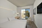 The Innside Guestroom with Balcony в INNSiDE Palma Center