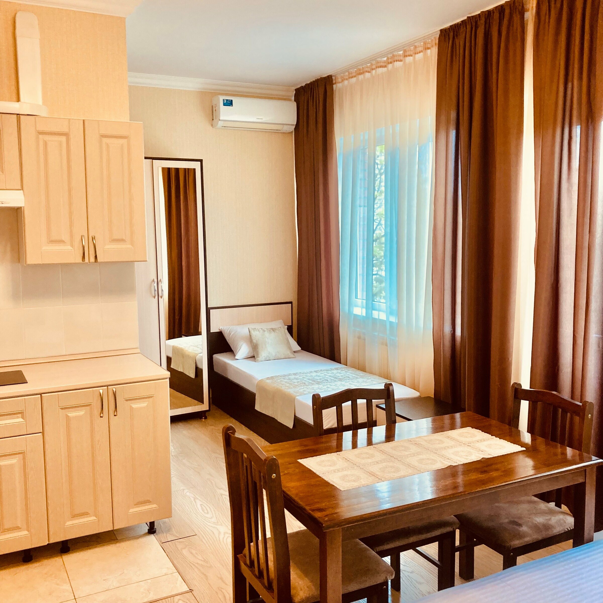 Люкс с балконом