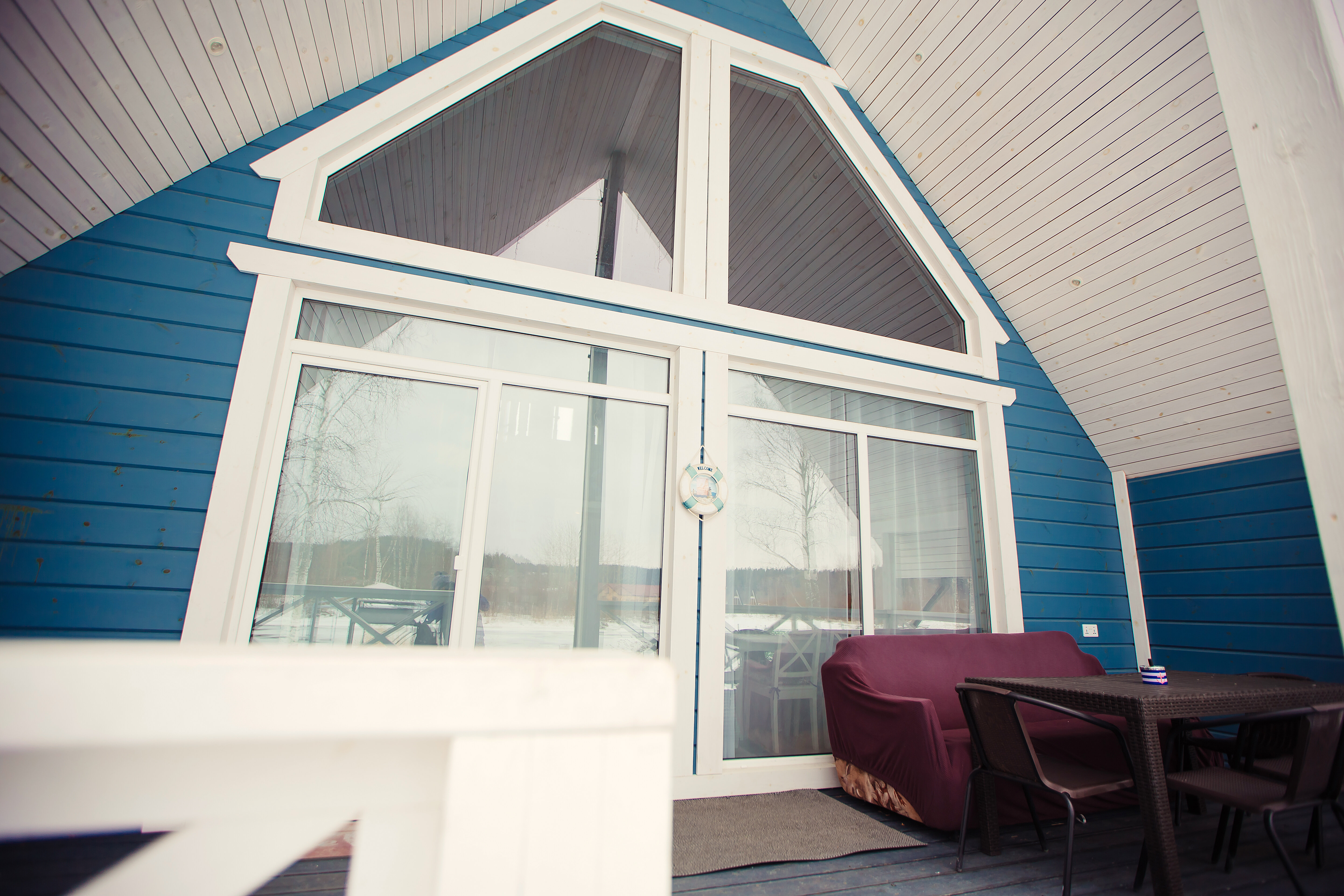 коттедж "Морской" с видом на озеро