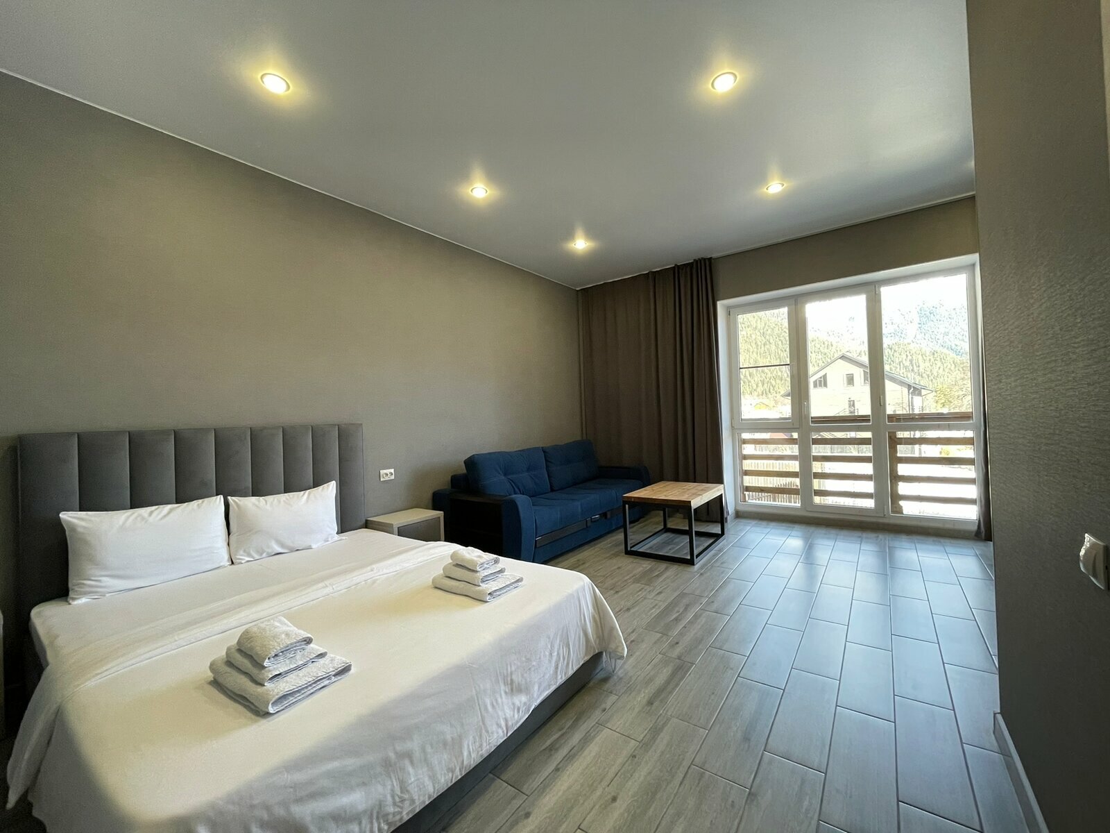 Двухместный номер с 1 кроватью и видом на горы