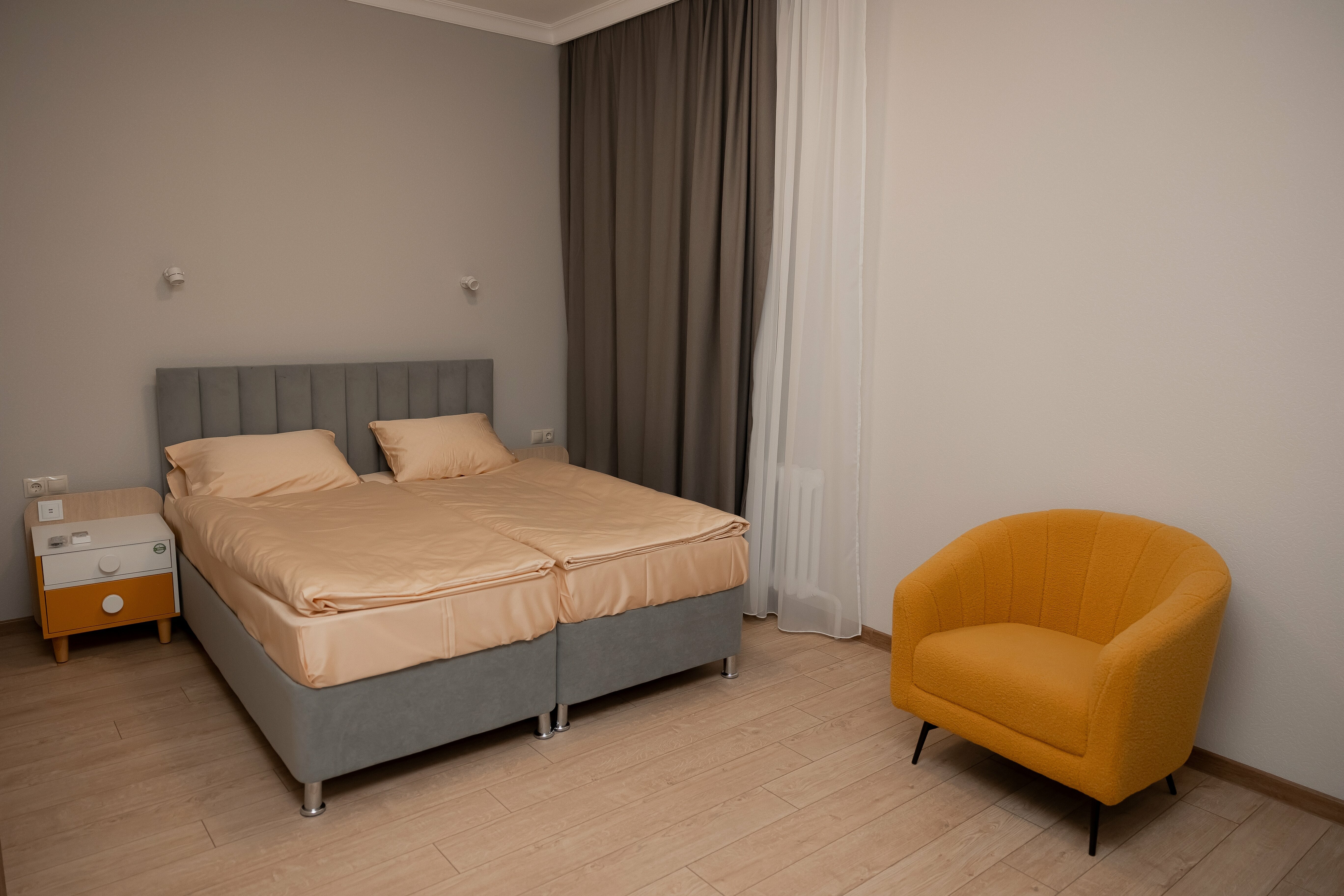 Cемейный номер с собственной ванной комнатой