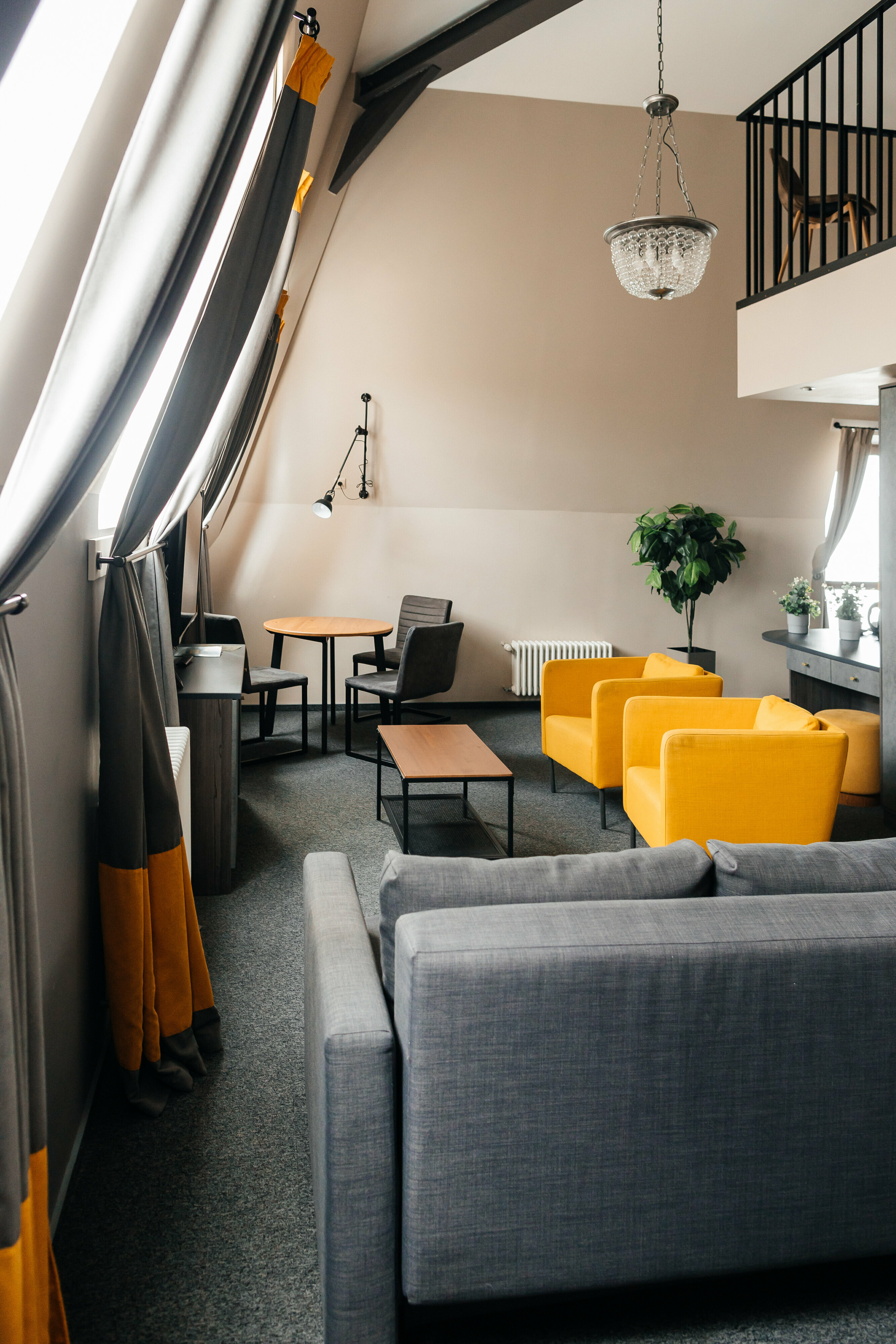 Двухуровневый номер-студия