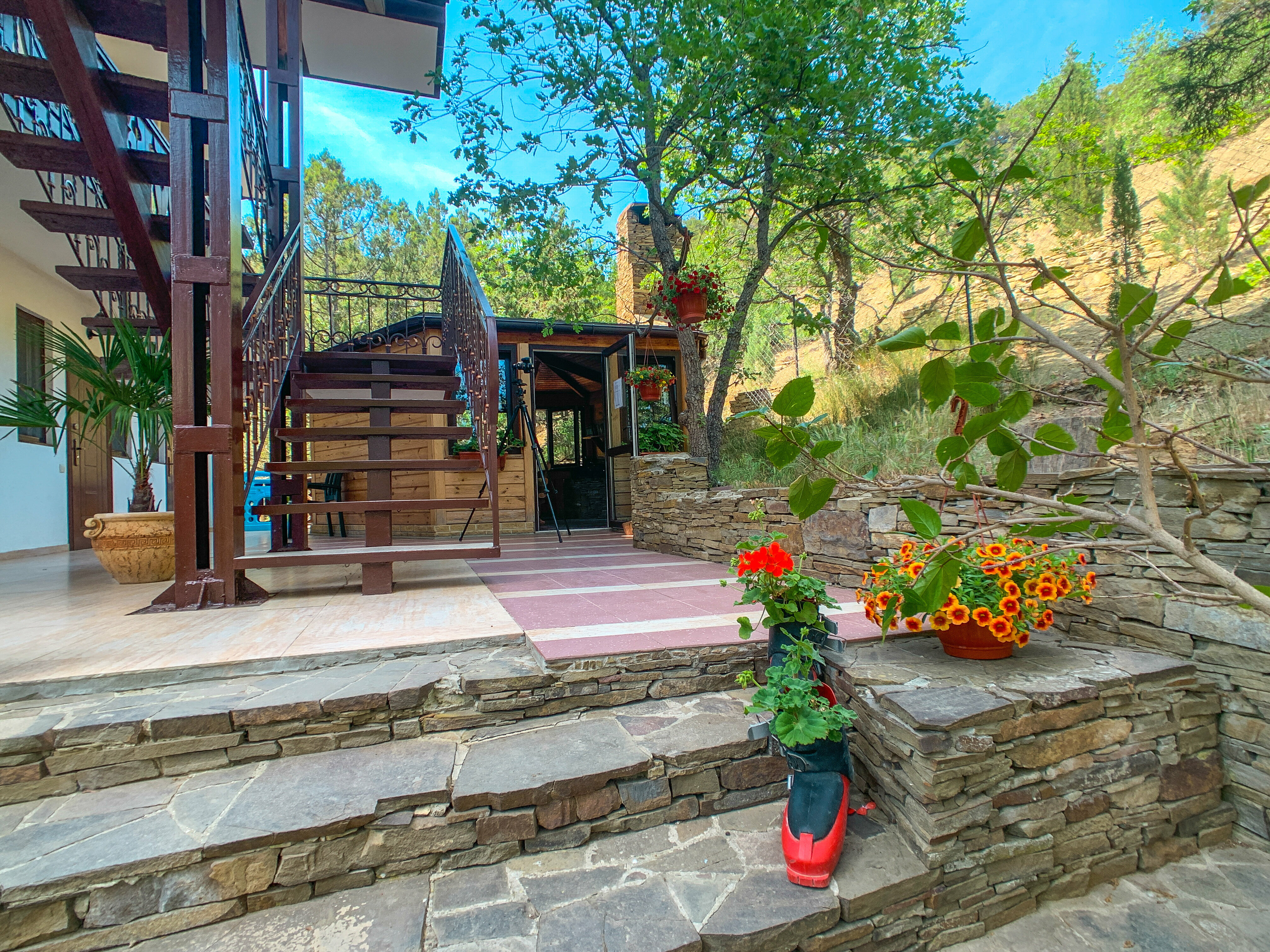 Апартаменты с балконом