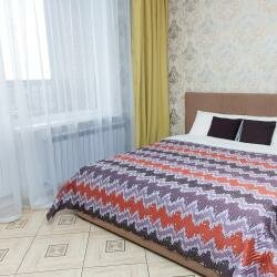 4-местные апартаменты студия с 1 двуспальной кроватью в AntoninaApartments на Фрунзе, 20