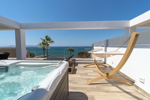 Suite, Outdoor Jetted Tub, Sea View (Master) в Lango Design Hotel & SPA - Adults Only