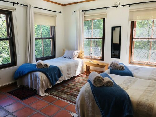 Triple Room First Floor в 10 Alexander B&B