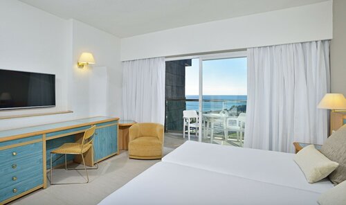 Номер (Sol Side - 2 Ad + 1 Ch) в Sol Principe