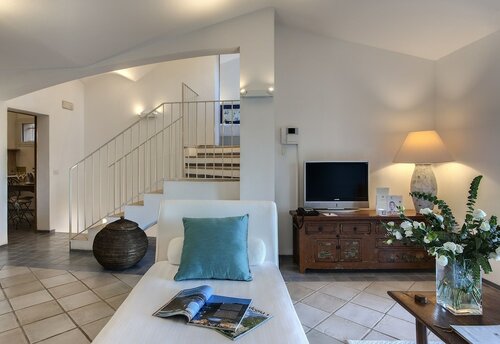 Двухместный номер «Комфорт» с 2 односпальными кроватями (Gardenia,100 steps from the reception) в L'Ea Bianca Luxury Resort