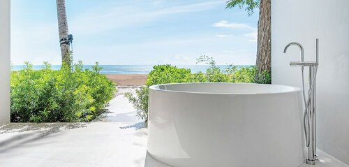 Mini Suite Beachfront Twin Room в Vala Hua Hin - Nu Chapter Hotels