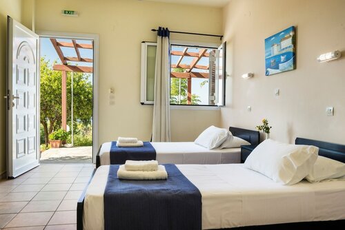 Номер с 2 односпальными кроватями в Marias Garden Apartments