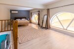 2 Floor Apartment в Mon-Repo Suites