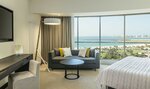 Улучшенный люкс, 1 спальня, балкон в Le Royal Méridien Beach Resort & SPA