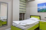Стандартный двухместный номер с 2 односпальными кроватями, общая ванная комната в Compass Hostel