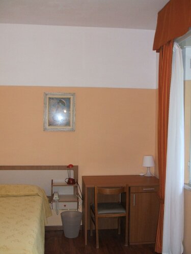 Двухместный номер с 1 двуспальной кроватью в Hotel Tirreno