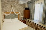 Номер «Эконом», вид на сад в Отель Seahouse Suites