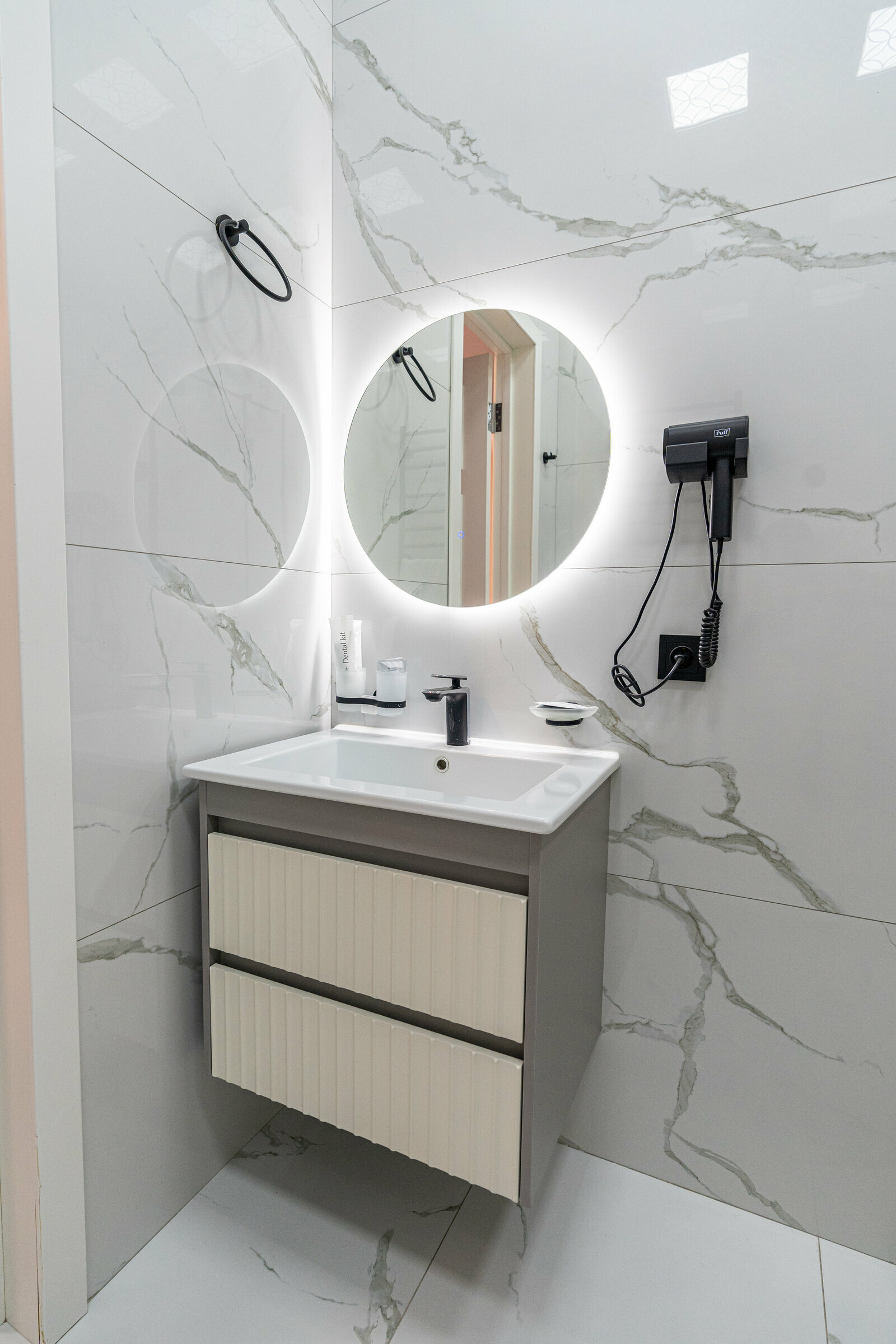 Улучшенный двухместный номер Делюкс с 1 кроватью или 2 отдельными кроватями