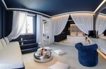 Люкс для новобрачных, гидромассажная ванна, вид на море в Irida Boutique Hotel