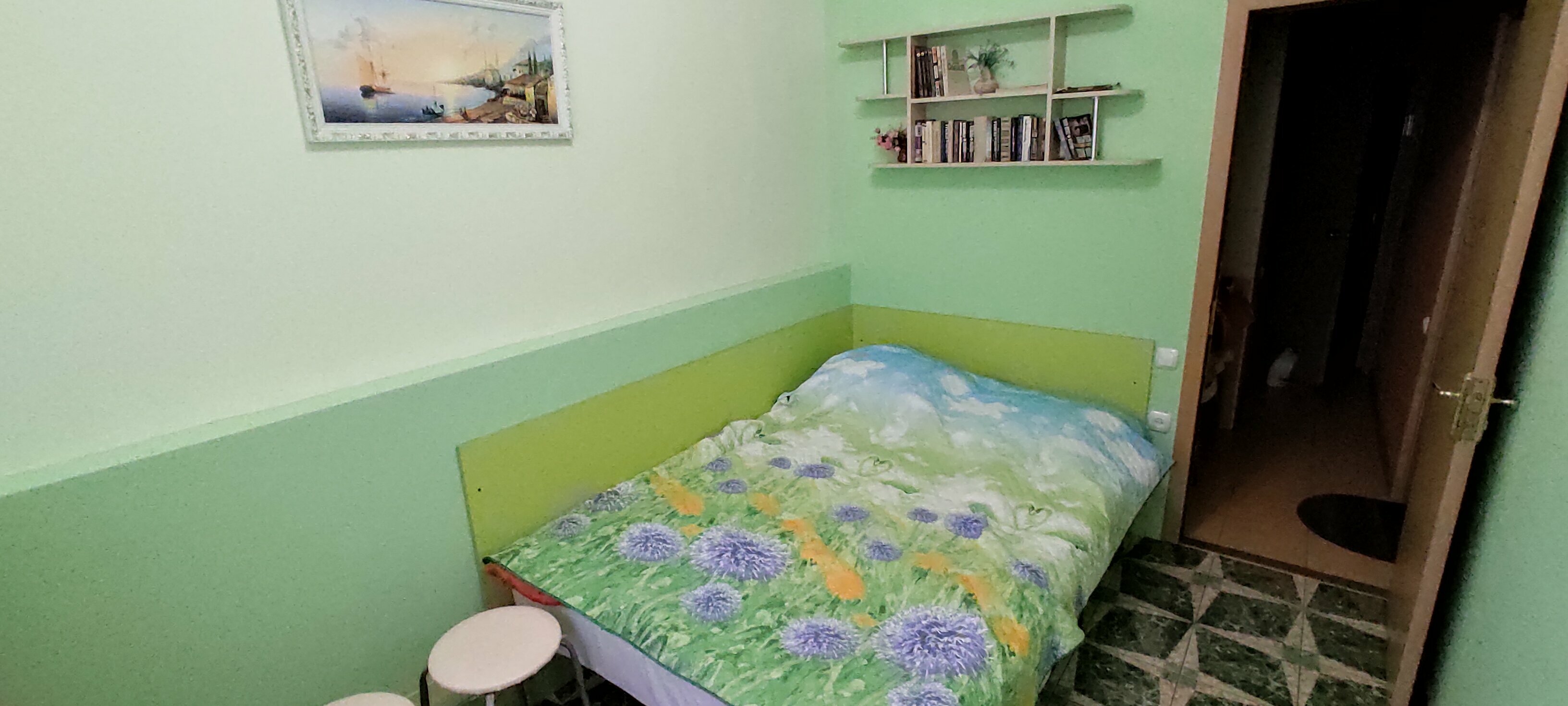 Четырехместный номер с душем