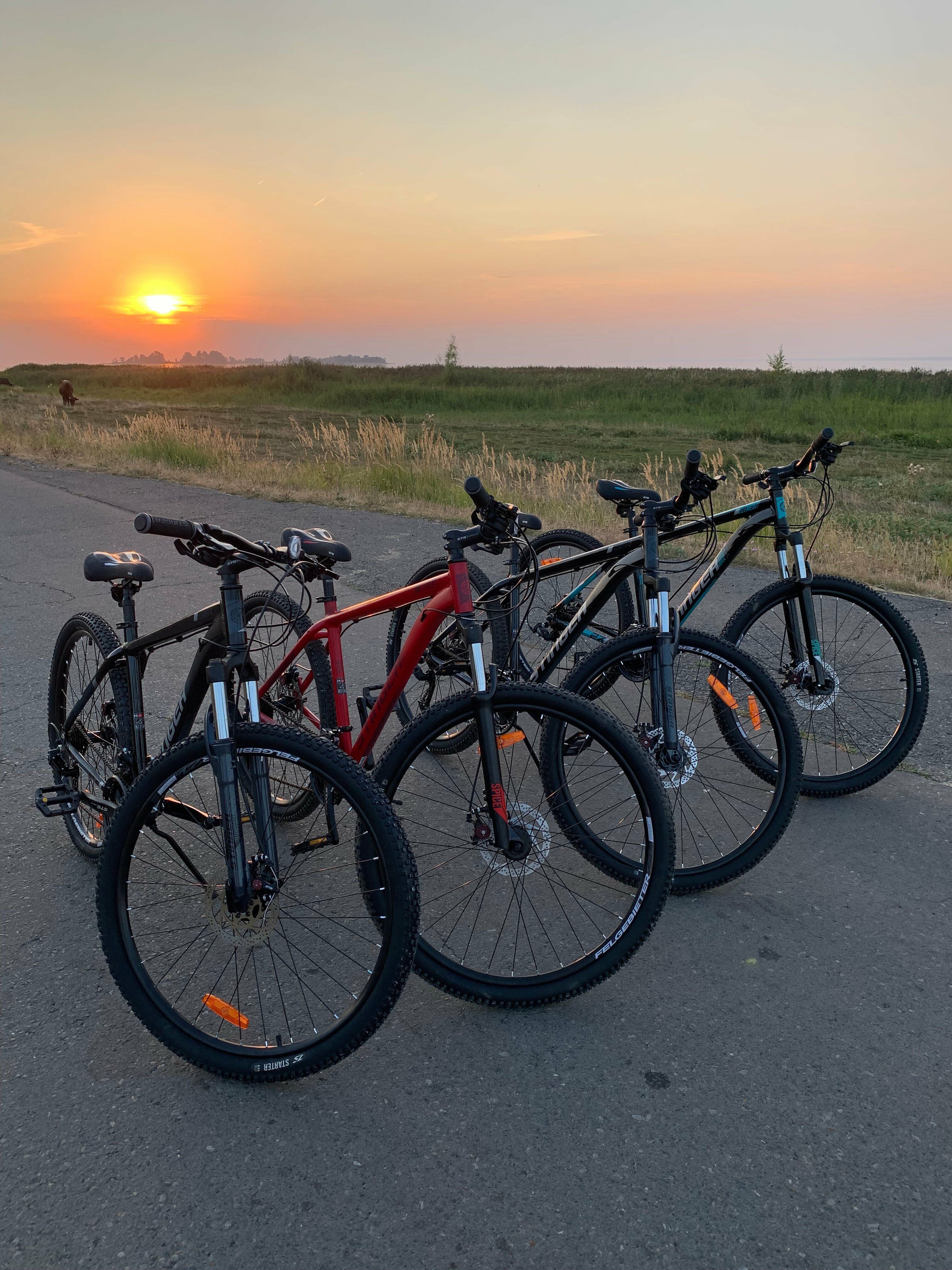 Треугольник двухэтажный дом