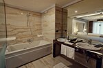 Представительский люкс, вид на море в Premium Beach Hotel