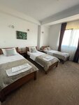 Четырехместный номер «Классик» в Moj Hotel