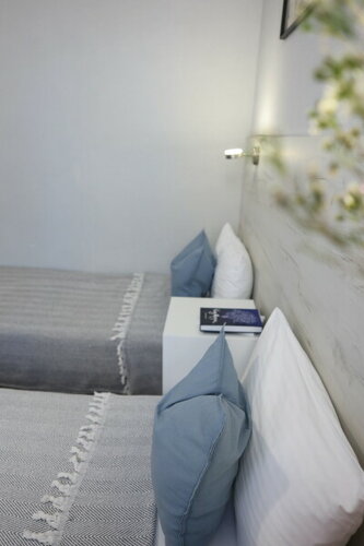 Номер LOFT Grey с 1 или 2 кроватями в Loft and Home Apartments