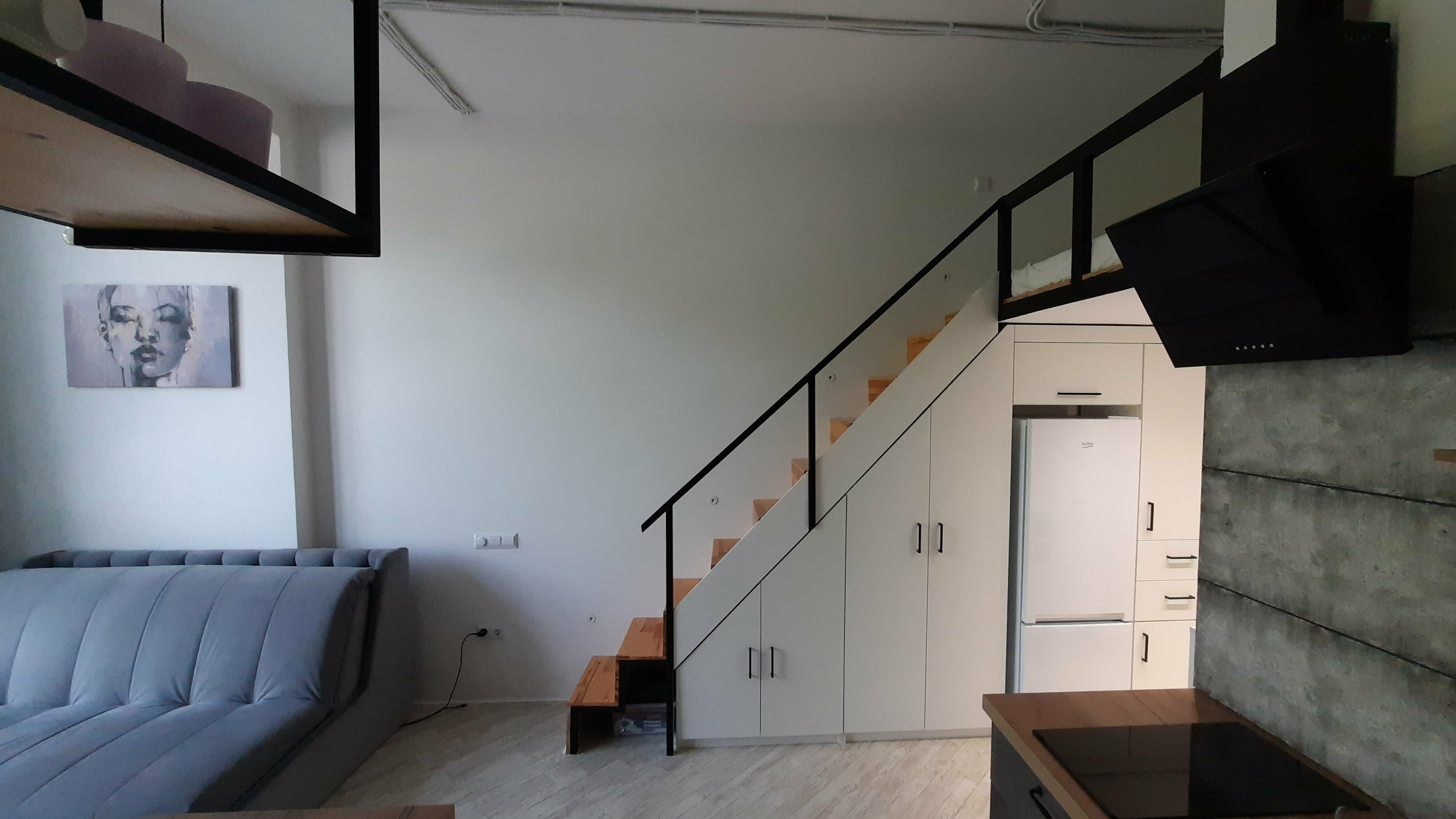 Двухуровневый номер-студия