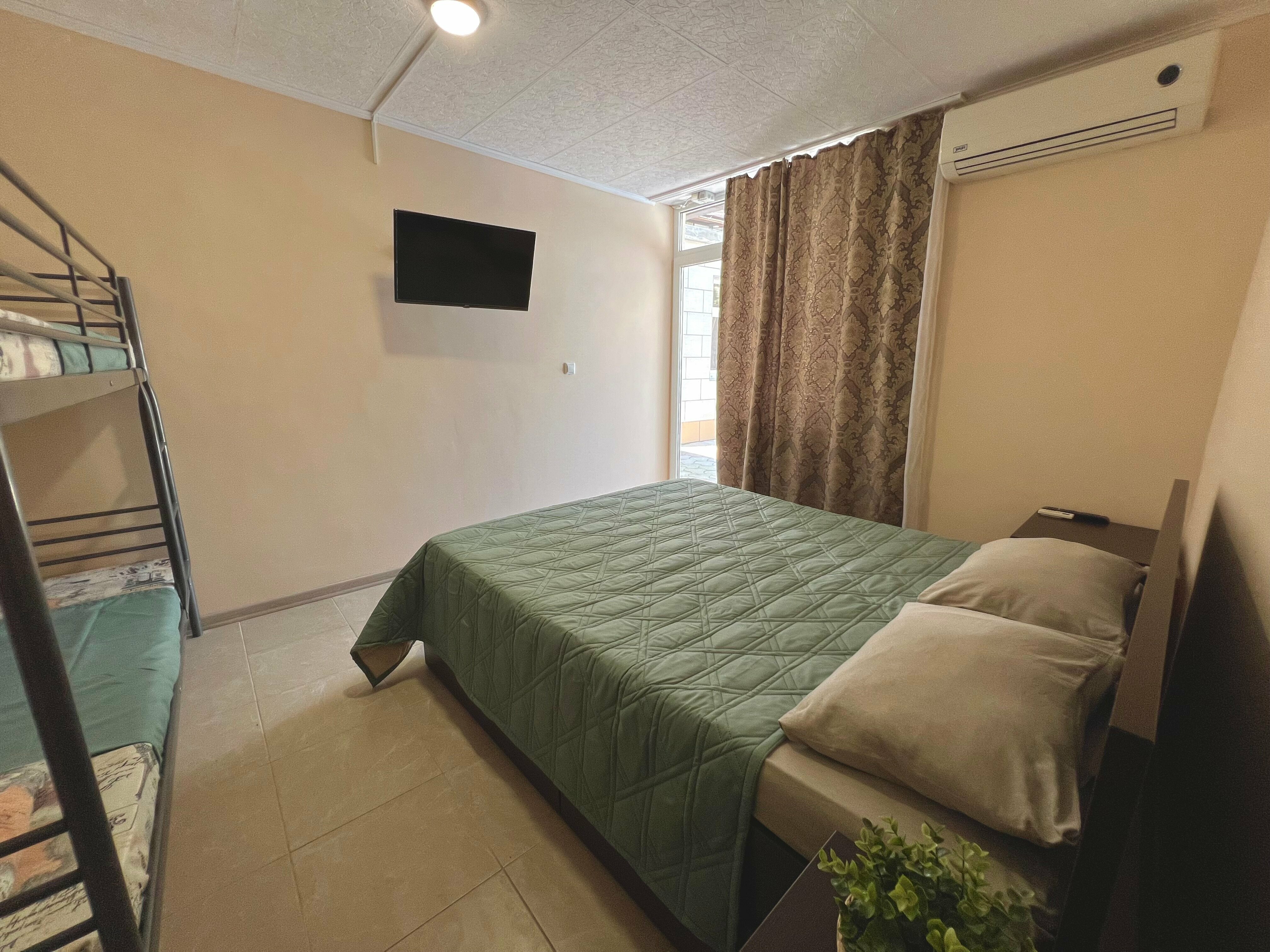 Стандартный четырехместный номер