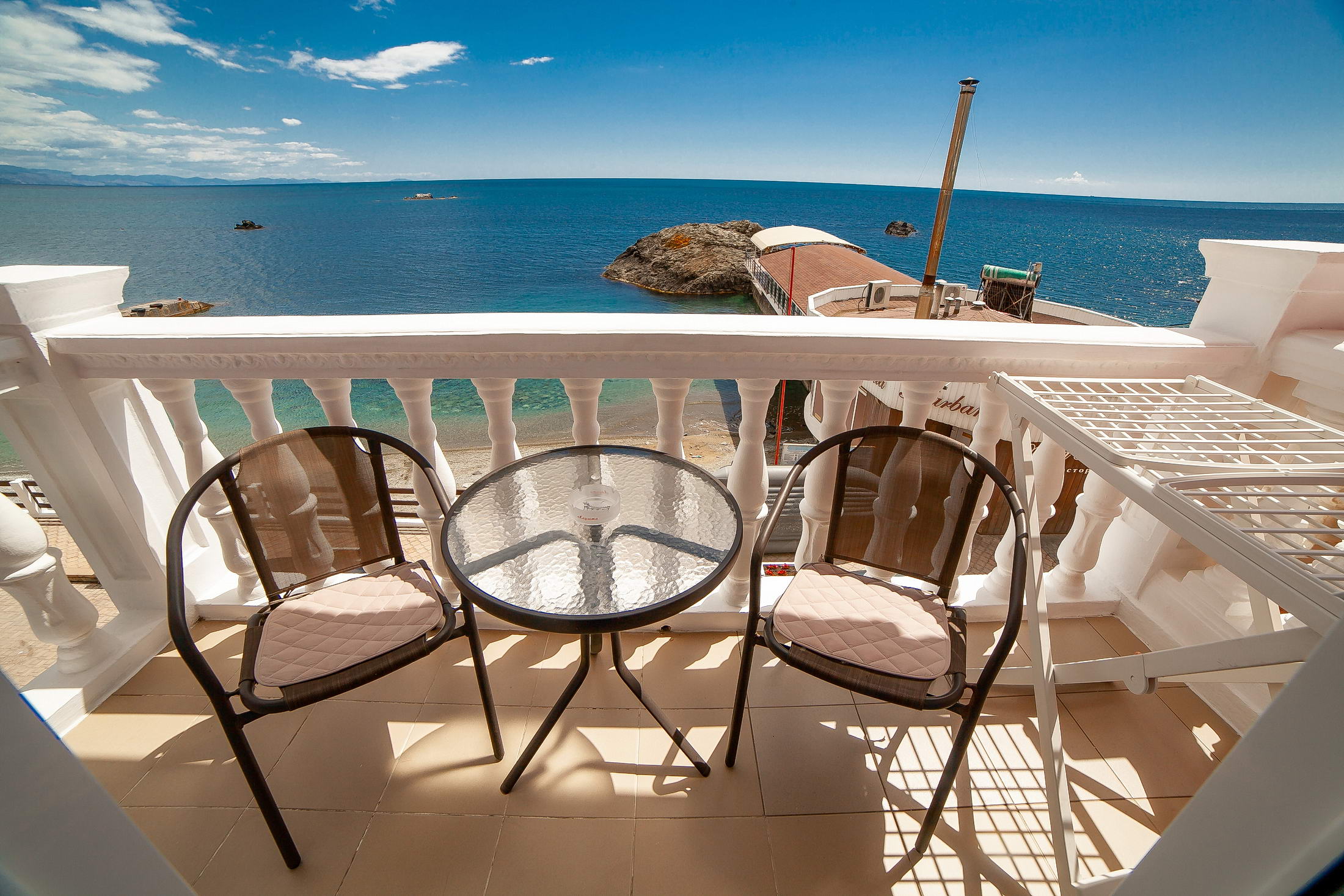 Трехместный номер Делюкс с видом на море